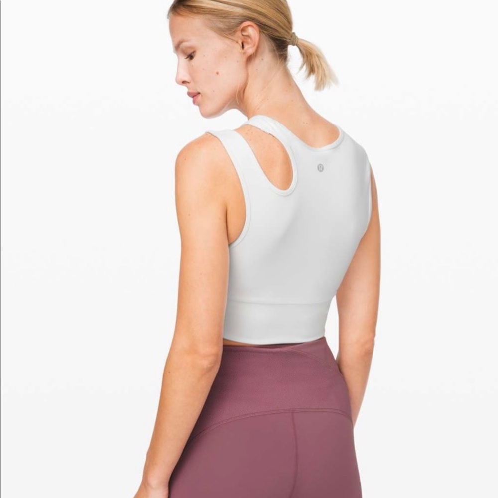 Lululemon Mastered Motion Cropped Tank
